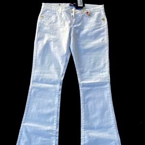 Who is who white flare jeans.